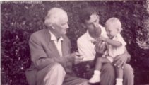 auguste piccard (1884-1962), son fils jacques (1922-2008) et son petit-fils bertrand (1958) vers 1960